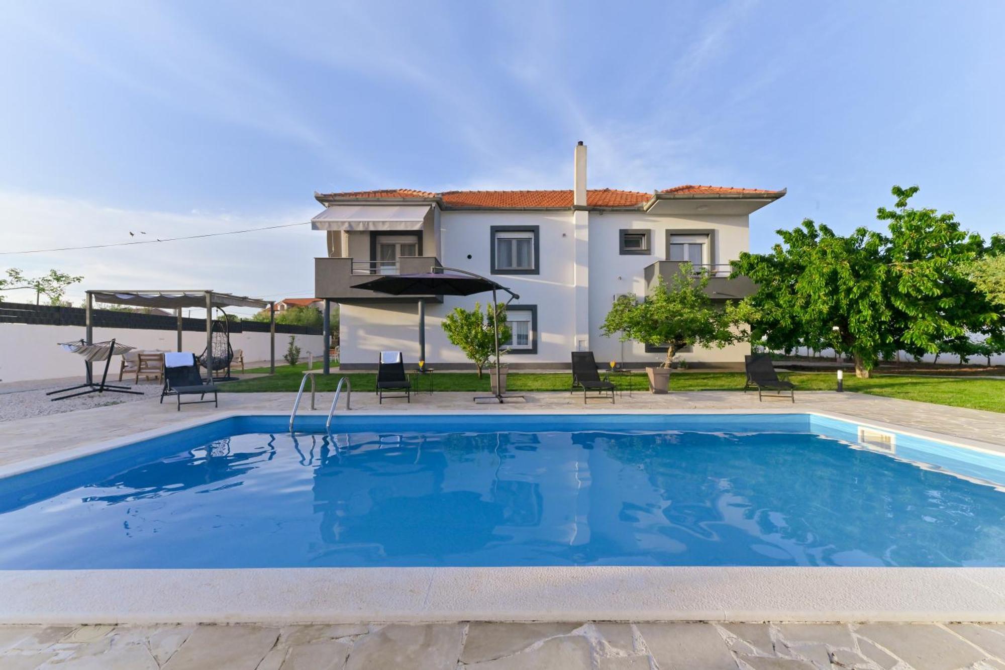 Apartment Amelie - With Pool And Sauna! Galovac  Exterior photo