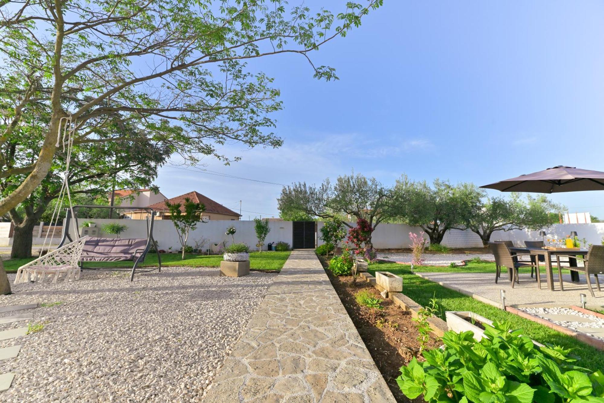 Apartment Amelie - With Pool And Sauna! Galovac  Exterior photo